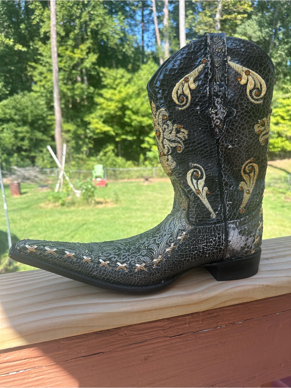 Black Embossed Leather Western Cowboy Boots with Gold Stitching